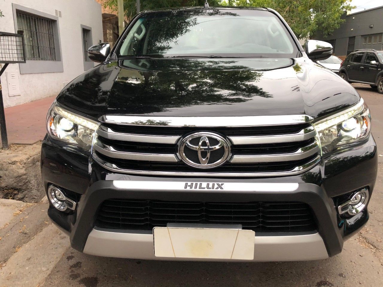 Toyota Hilux 2.8 C/D 4x2 TDI SRX AT6 177cv, foto 2