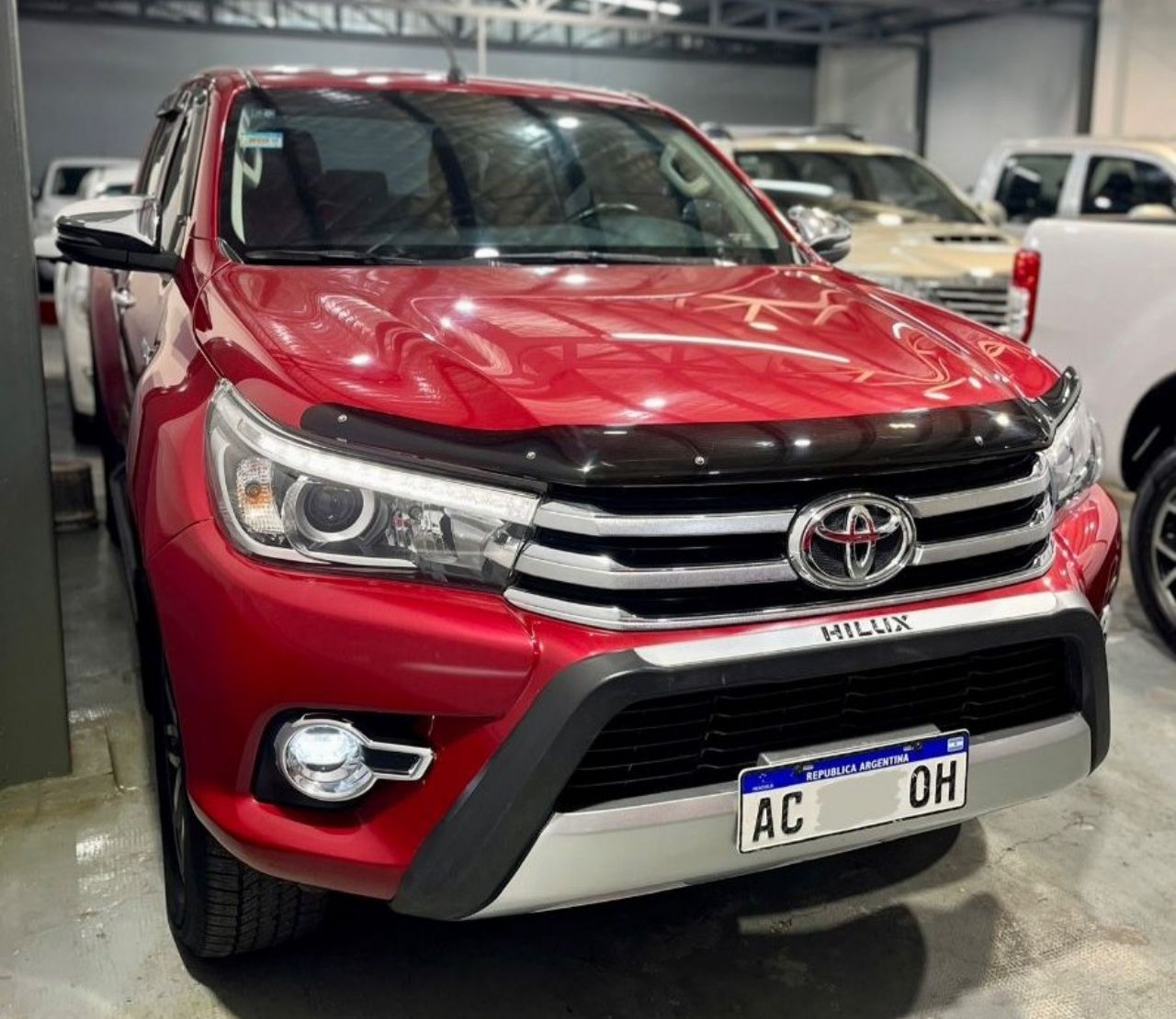 Toyota Hilux 2.8 C/D 4x4 TDI SRX AT 177cv, foto 2